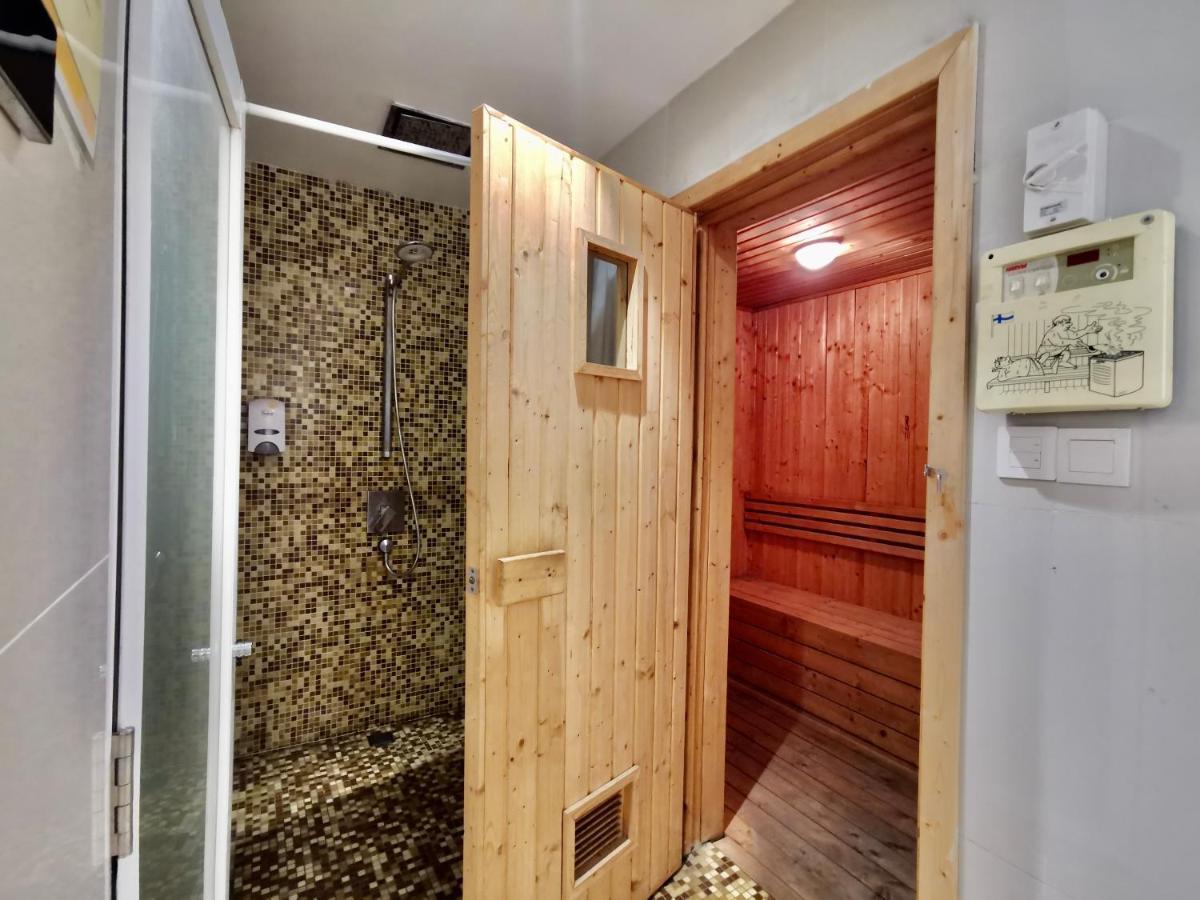 Cozy Apt 5 Mins Walk To Klcc Free Wifi Tvbox Kuala Lumpur Exterior photo